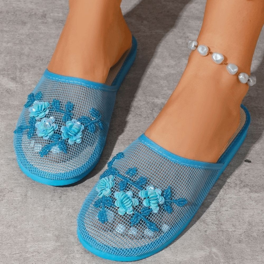 Casualne sandały z haftem kwia – Embroidery Embellishments recenzja i cena